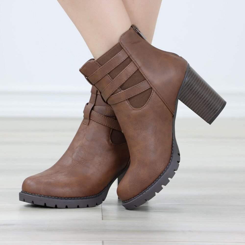 Brown Ankle Boots Chunky Lug Block Heel Synthetic Leather Round Toe - Picture 7 of 13